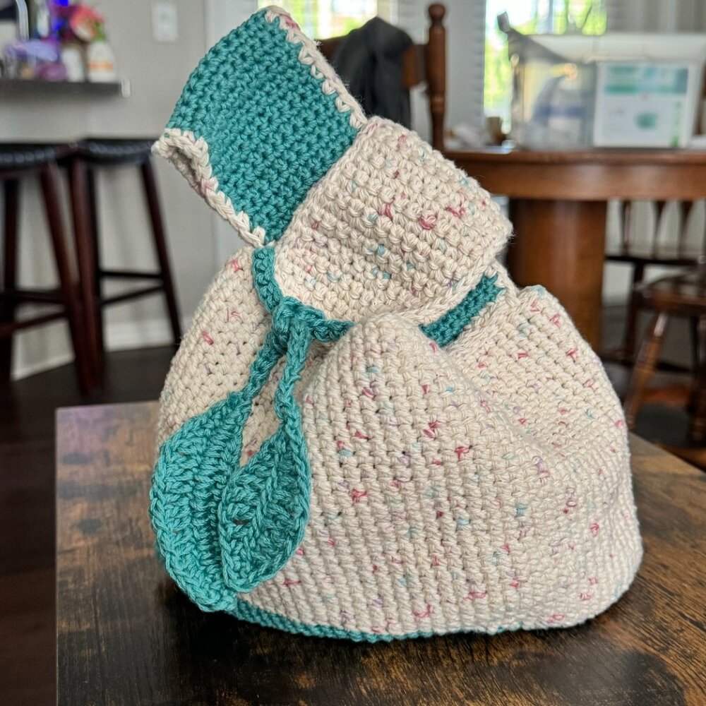 Handcrafted Wristlet Japanese Knot Bag